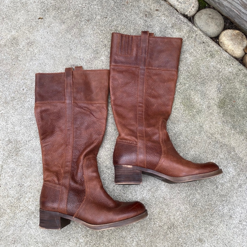 Like-New Lucky Brand Brown Leather Boots
